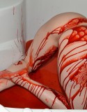 Sexy_Vampiress_Bathes_in_Blood
